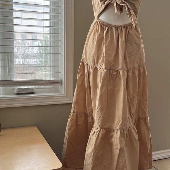 GAP Beige Maxi Dress - Picture 8 of 12